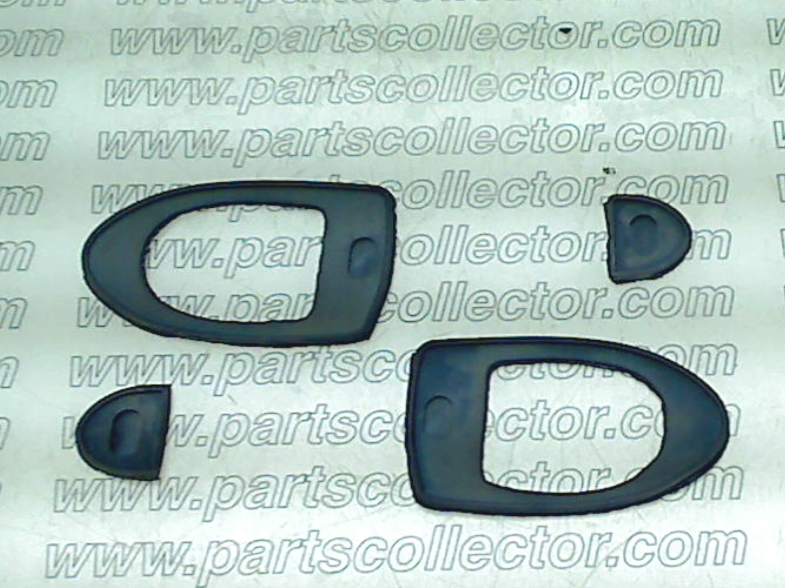 HANDLES RUBBER GASKETS